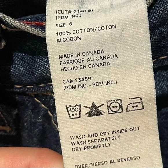 Vintage Tommy Hilfiger jeans. Size 6. Carpenter loop, full leg. - Picture 7 of 8